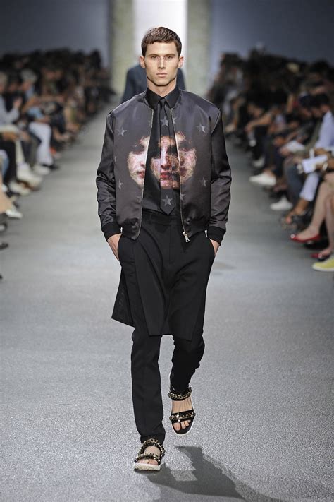 vogue givenchy 2013|Givenchy Spring 2013 Menswear Collection .